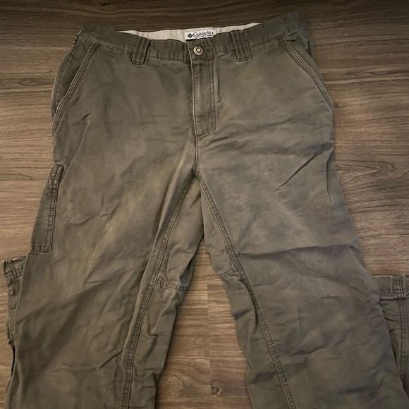 Columbia men’s cargo pants - Picture 3 of 4